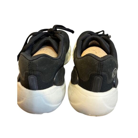 Lululemon Men\'s Beyondfeel Running Shoe Sz 8.5 main image 6